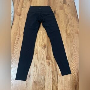 Lululemon Black Leggings Size 6, 28 inch length